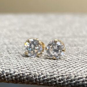 10k Gold CZ Stud Earrings